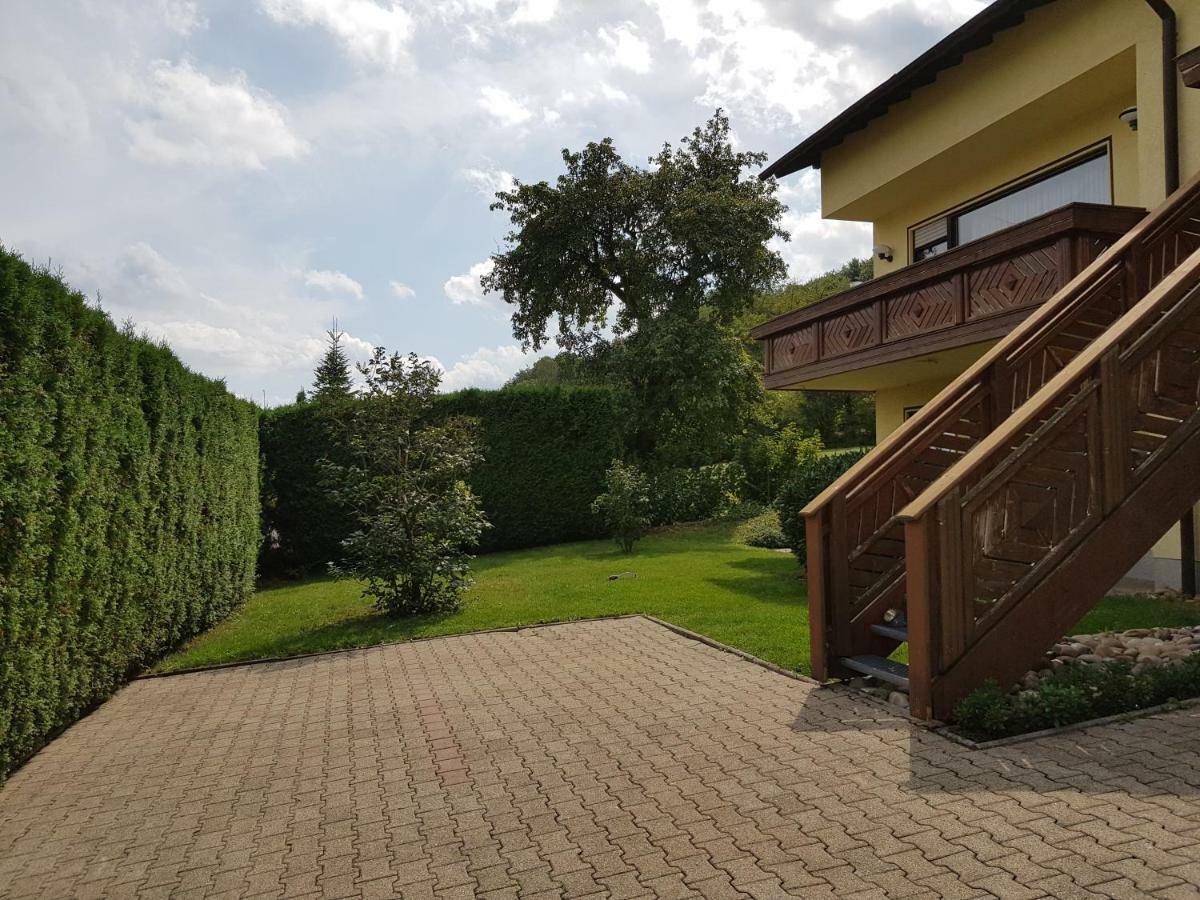 Ferienwohnung Tinas Beauty Neckarsteinach Bagian luar foto